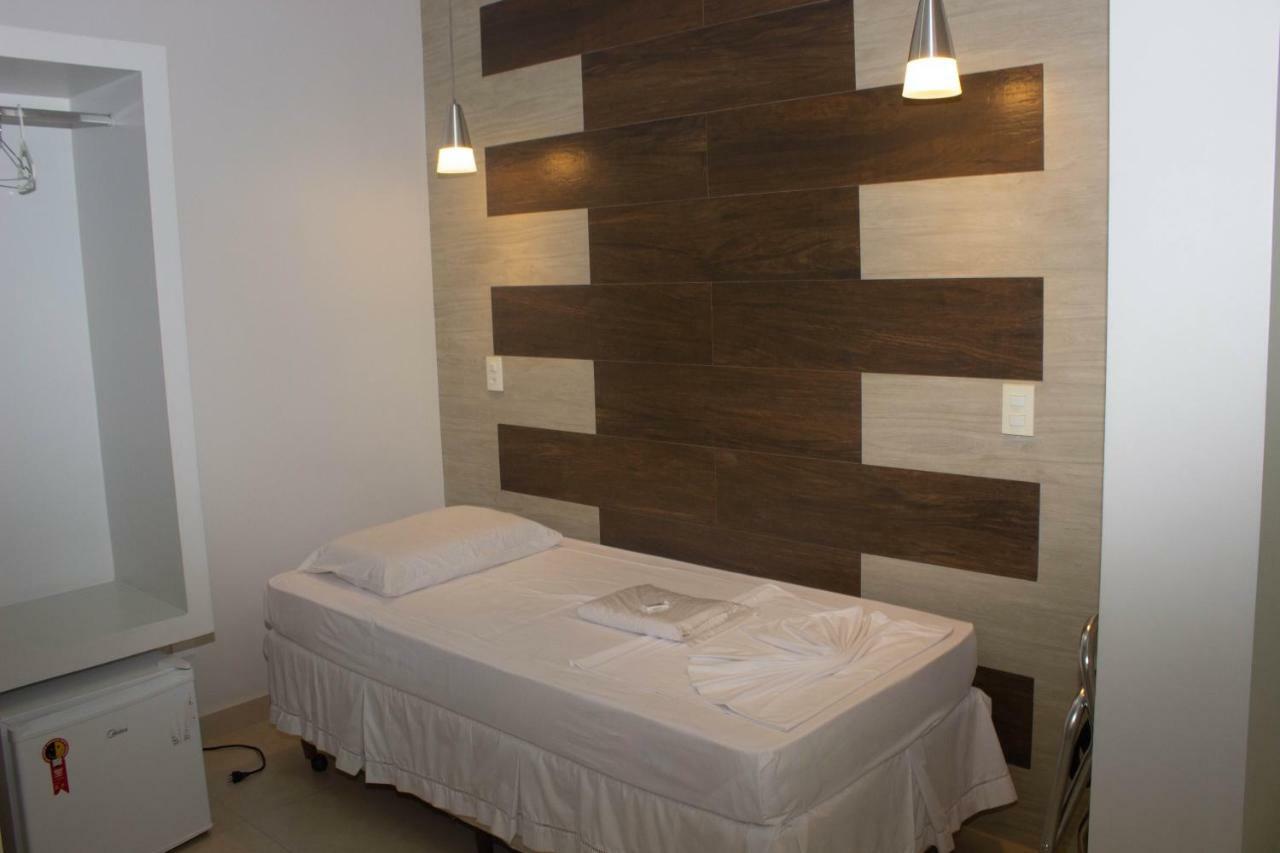 Hotel Beira Rio เตออฟิลู โอโตนี ภายนอก รูปภาพ